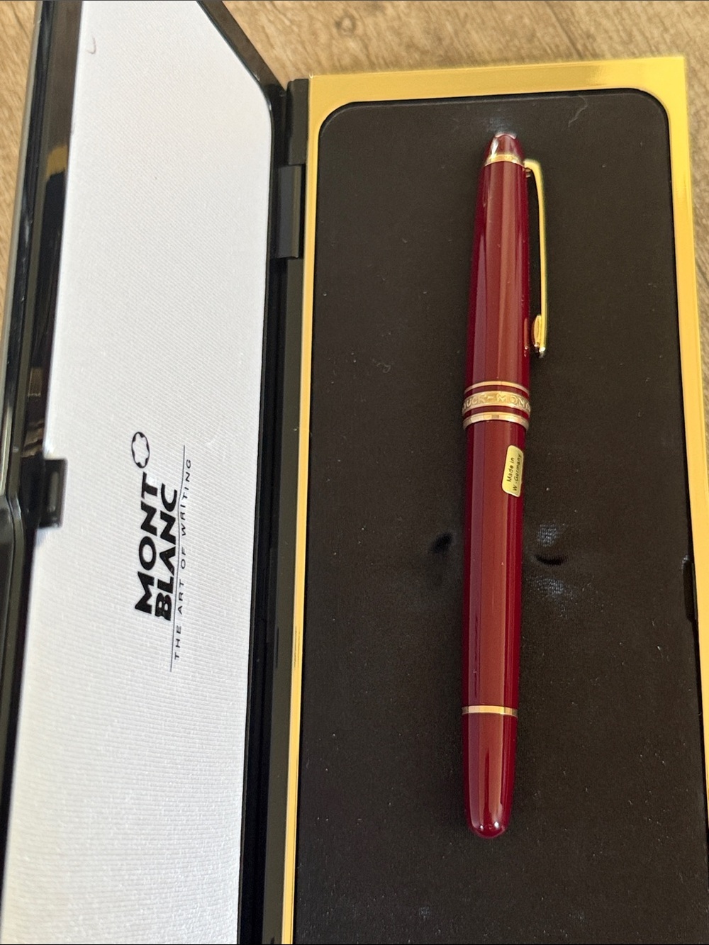 New Vintage Montblanc Meisterstück Pen - Picture 5 of 11